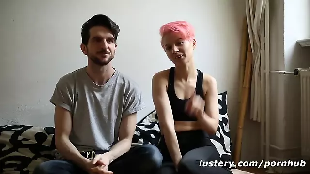 Rear End Fashion Fuck-A-Thon Makes Her Shriek