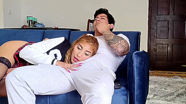 Terrible confusion! My girlfriend's friend sucks my cock. My girlfriend watches us and masturbates