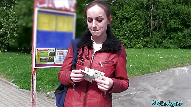 Kont, Grote Tieten Pijpbeurt, Brunette Grote Tieten, Dikke Tieten Buiten, Grote Tieten Openbaar