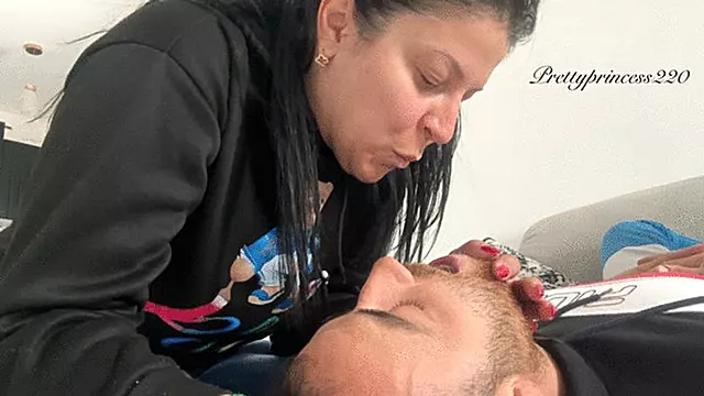 اتشتوبورن السمراوات فتشية, لاتيني سمراء, ميلف سمراوات, لاتينا Milf, نهود مخنث تحلب, عبد ينيك فمة