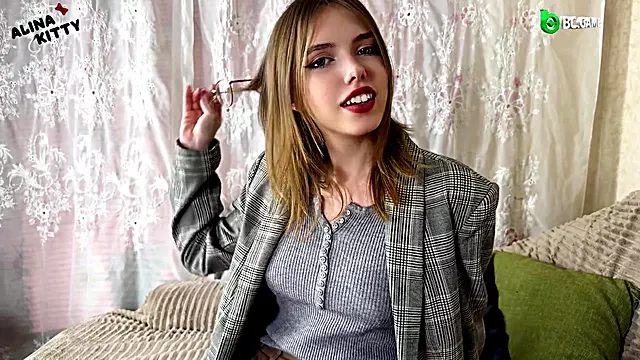 Went to Therapist with Severe Depression She Said New Method & Ended with Cumshot on Her Face