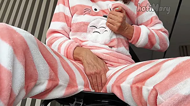 Kotitekoinen Orgasmi, Kotitekoinen Teini, Cum Teini, Boobs Cum, Mällit Rinnoille, Teinikoulu