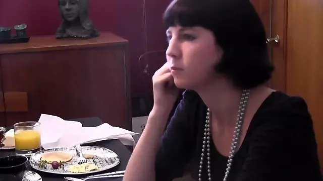 Sadie Lune Gets A Strap On And Fucks Dylan Ryan