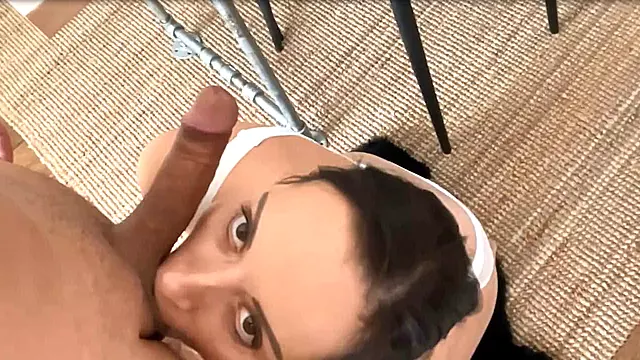 Branlette Amateur, Gorge Profonde Amatrice Pov, Brunette Pipe, Brunette Gorge Profonde, Brune Branle
