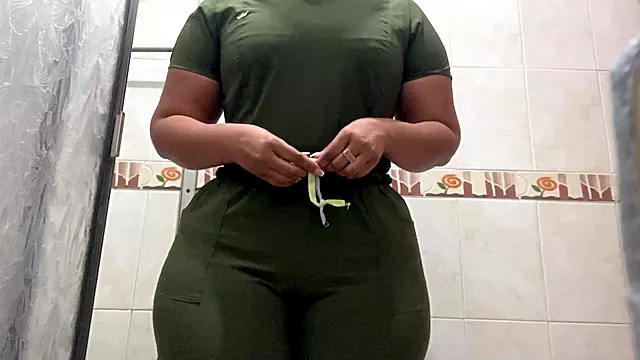 Infermiera Amatoriale, Pissing Amatoriale, Carino Il Bagno, Tettona Bagno, Pipi In Bagno, Una Infermiera Voluttuoso Am