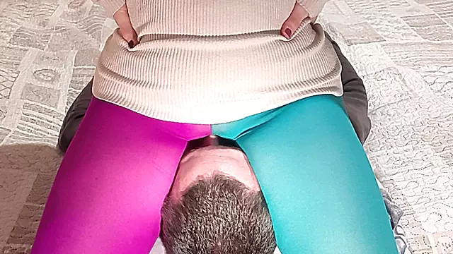 Amateure Femdom, Amateur Erniedrigung, Femdom Sklave, Kotze Herrin, Große Herrin, Pussy Bestrafen