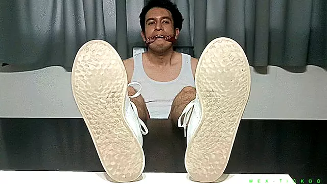 Universitas, Costumer Service, Sex Mau, Kaki, Laki Kaki, Gelitik Kaki