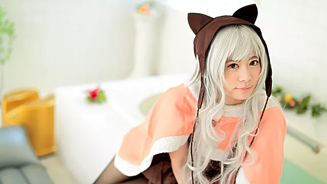 Japonesa A 4 Patas, Japonesas Masturbandose, Japonesas, Vajinas Japonesas, Masturbacion, Se Le Nota La Vagina