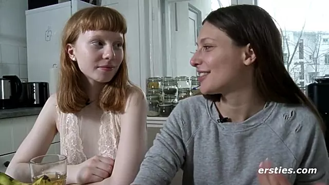 Amateur Laut, Weiblicher Orgasmus, Lesben Küssen, Kopf In Fotze, Lesben Lecken Muschi Orgasmus