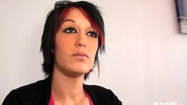 Velky Penis Anal, Mega Dlouhi Penis, Výstřik Zralé Ženy, Cernovlasky, Krásky, Zezadu, Dlouhé Vlasy