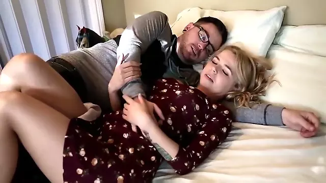 Teen Gets Ass Fucked In Front Of Her Mom