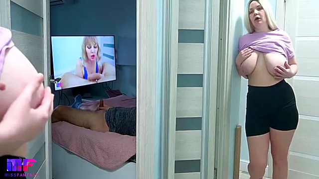 Stepdaughter With Big Tits Spies On Stepdad 10 Min