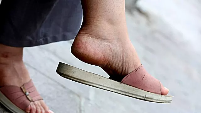 Fetiche De Pies, Fetiche Tacones, Plantas Pies, Vieja Fetiche Pies, Pies Y Tacones, Zapatos Y Sus Pies