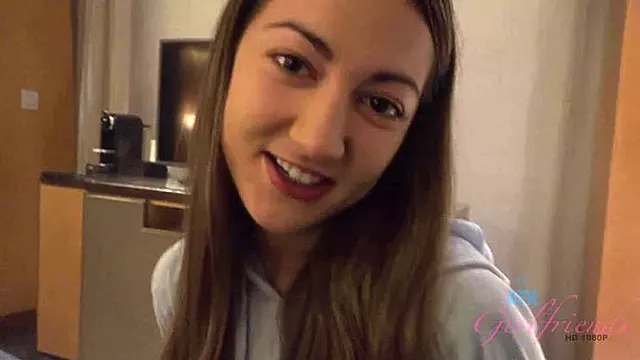 Muschi Rasieren, Amateure Handjob, Blasen Und Abspritzen, Brunette Orgasmus, Doggy Fingern