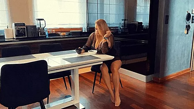 Blond Füsse, Blond, Diana Füße, Dirtyblondine, Dreckige Füsse, Fussfetisch, Füße, Fetisch Domination