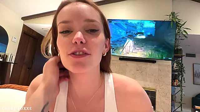 Gerade 18, Amateurs Blow Job, Amateur Paar, Ts Paar, Schüchtern Rothaarig, Gesichtsbesamung