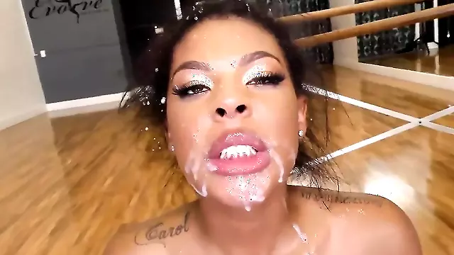 Zoey Reyes