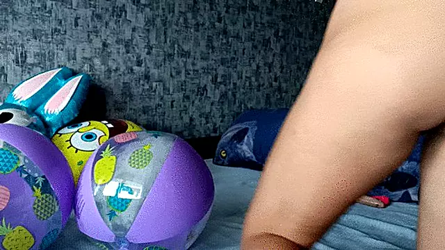 valeri ride on beachball and b2p 24 inch balloon
