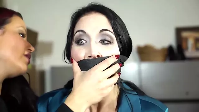 آماتور سه نفره, پستان نوک قرمز و گنده, زنان پستان گنده بزرگ میانسال, پستون گنده, عکس سینه سبزه