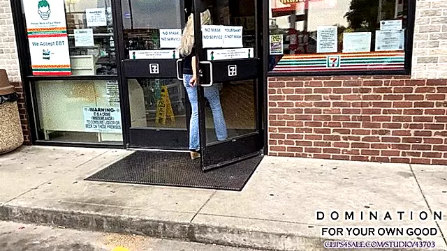 MILF Greta floods her jeans at the convenience store (720p)