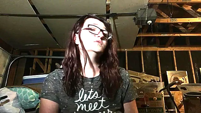 Hot Teen Babe Smokin In Garage