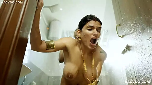 Flirtatious Indian MILF hot video