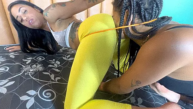 SHE FARTS INTO GIRLS NOSE s PART 2 BY PIETRA HUNTER AND SUZY CAM BY ALINE FULL HD