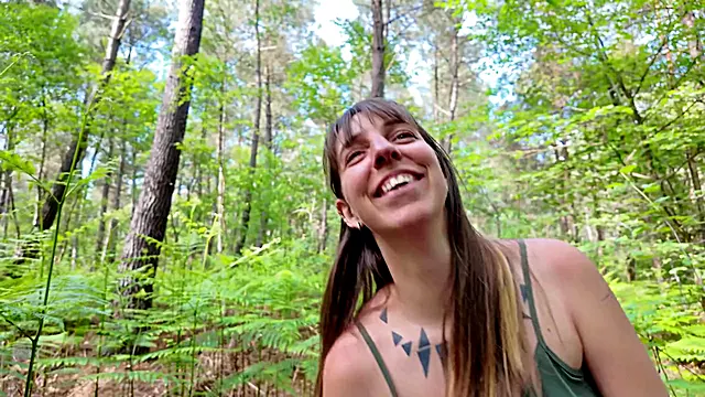 Seksikäs Amatööri, Amatööri Isä, Amatööri Kolmikko, Isot Tissit Kolmistaan, Outdoor Asian Blowjob