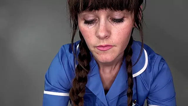 Britische Amateure, Amateur Brünette, Amateure Handjob, Reife Amateur Frauen Solo, Brünette Milf