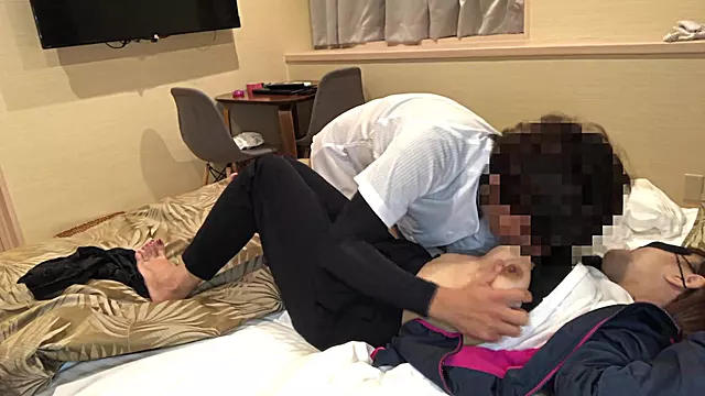 Velke Kozy Amaterek, Amateur Prsa, Mlade Amaterky, Asiatky Prsa, Prsaté Japonky, Velky Kozy A Zadky