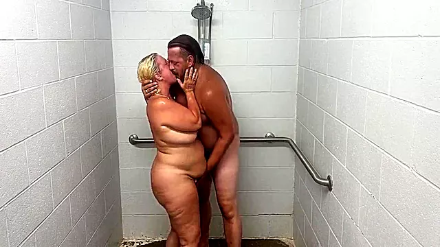 Amateri Blondýna, Babky Amaterky, Amater Homemade, Shower Amatur