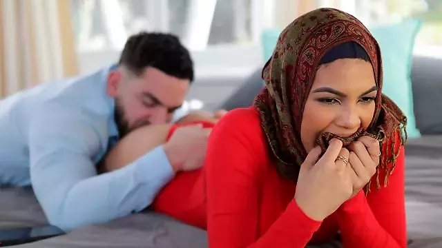 بین نژادی, ساک زدن, مو جوان, بوسه عمیق, سکس خارج, جق زدن, پاهای کم سن, طولانی کم سن, کون جوان, خودنما