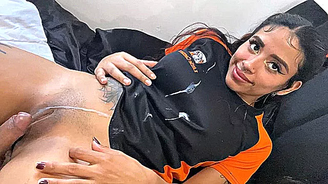 18 Años Amateur, Nena Aficionada, Vaqueras, Latina Corrida Interna, Corridas Internas, Orgasmo A Dentro
