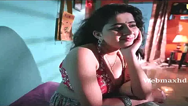 Indienne Gros Sein, Gros Seins Exterieur, Seins Indiens, Faits Maison Grosses, Indienne, Vieille Indienne