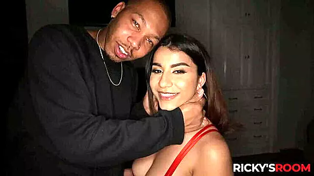Ricky's Room: Amusing Moments, Trivia, and Raunchy Rendezvous with Roxie Sinner