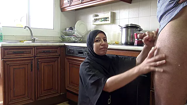 Amateur Pijpbeurt, Frans Amateur, Amateur Keuken, Franse Arab, Ruig Pijpen, Milf Pijpt, Moeder Hard