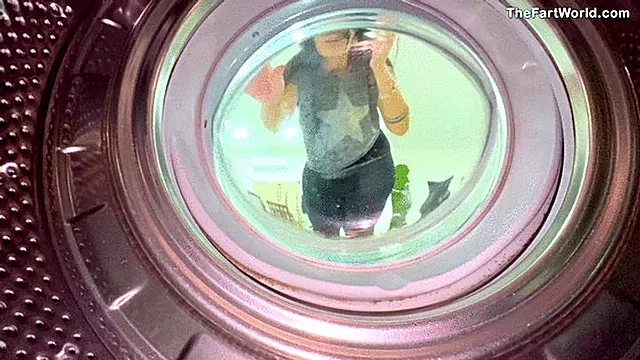 Titania Washing Machine POV Farts!