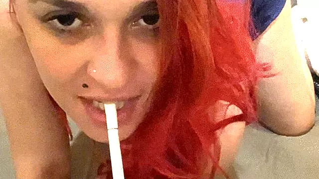 Cigarette Fétiche, Fumeuse Cigarette, Close Up Levrette, Gros Plan Suce, Levrette, Fétiche Smoking