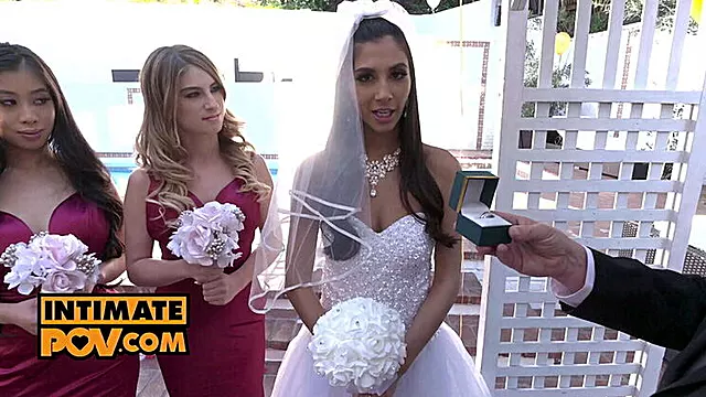 Gerdek Gecesi, Asian Fucks Blonde, Asyalı, Asyalı Memeler, Sert Büyük Memeli, Büyük Meme, Sarışın Sakso Ve Sikiş