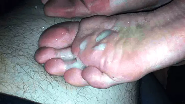 DIRTY SOLES CUMSHOT -- SD