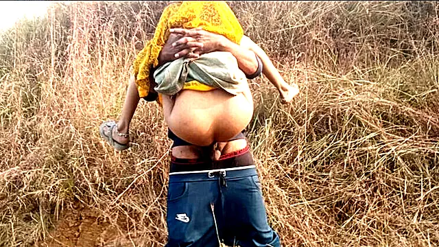 Moglie Inculata, Anale, Pompino India, Sborra Sui Piedi, Piedi Di Mia Moglie, Figa, Lady Piedi