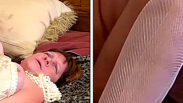 Consoladores Amateur, Comer Coño Amateur, Meada Amateur, Consolador, Lencería Y Dildo, Comiendo Coño