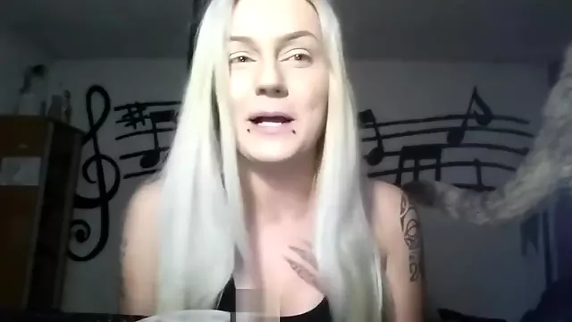 Tinejdžeri Solo, Solo Matorke, Svršavanje Teen, Tetovirana Drolja, Mladi Amateri, Amateri Bosna
