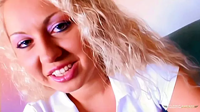 Blondýna S Penisem, Lízání Blondýnky, Cucal Svůj Penis, Čurák V Kundě, Lizani Vlastniho Penisu