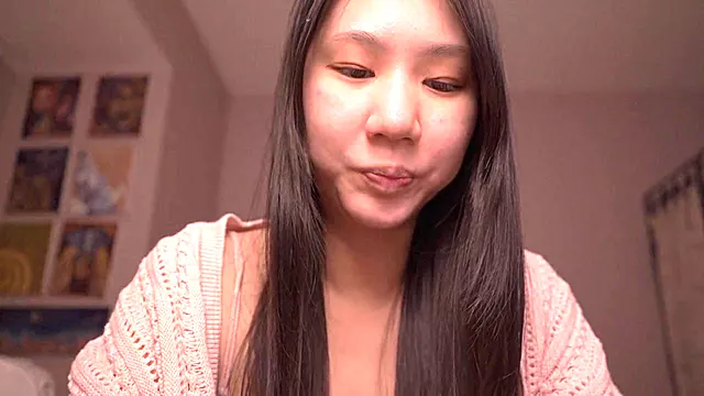 Cute Asian Girl ASMR - Isaiah 64-66