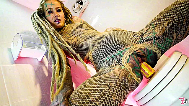 Analt Dildo Til Hende, Små Bryster Anal, Stor Hardcore, Legetøj, Kæmpe Dildo Solo, Kvinder Som Onanere