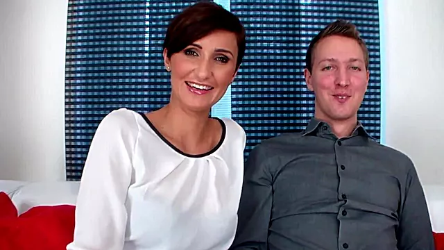Kozy, Velky Penis Do Kundy, Black Monstrum Cock, Černý S Brunetkou, Černovláska Kundu, Výstřiky Na Obličej