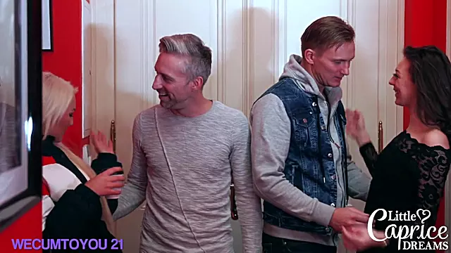 Orgie Amateur, Amatør Fest, Blondine Blowjob, Blondine Kusse, Første Orgasme, Bliver Væk, Amatør