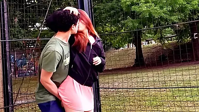 Amateur Public Chaude, Grosse Bite De Roux, Hard Levrette, Levrette Rousse, Dure Grosse Bite