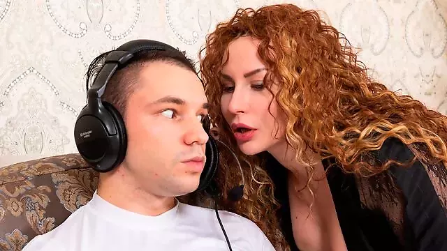 Bunica Cu Sani Mari, Tate Mari, Laba, Muie Milf, Glamour Stockings, Sex Fara Preludiu, Adanc In Cur